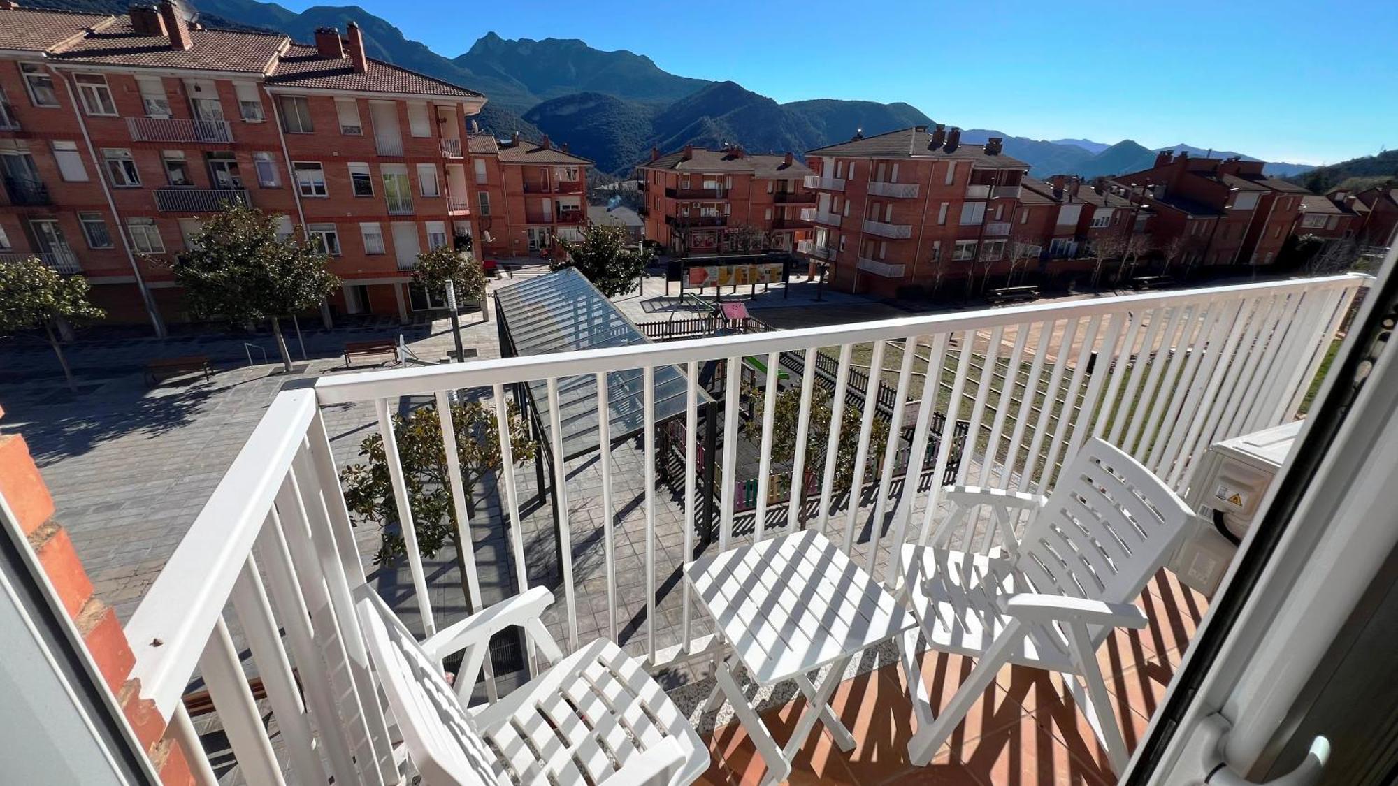 Apartament Acollidor Al Bergueda 6P Sant Jordi de Cercs 외부 사진